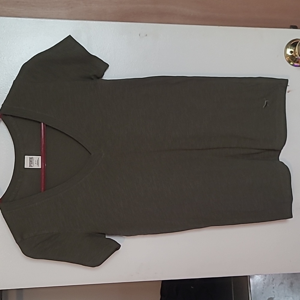PINK Victoria secret small green v neck tee